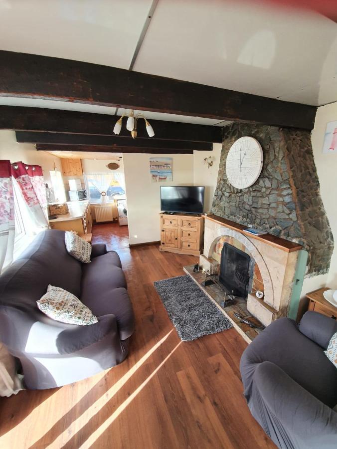 Mona Villa Holiday Home Caulderton ภายนอก รูปภาพ