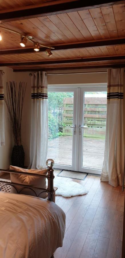 Mona Villa Holiday Home Caulderton ภายนอก รูปภาพ
